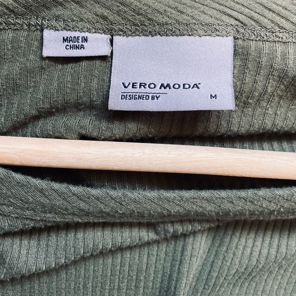 Vero MODA Bodysuit - Picture 4 of 4